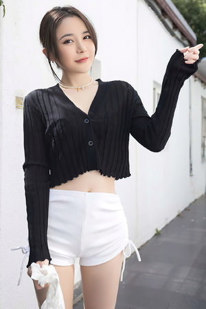 《漂亮的女邻居5》HD